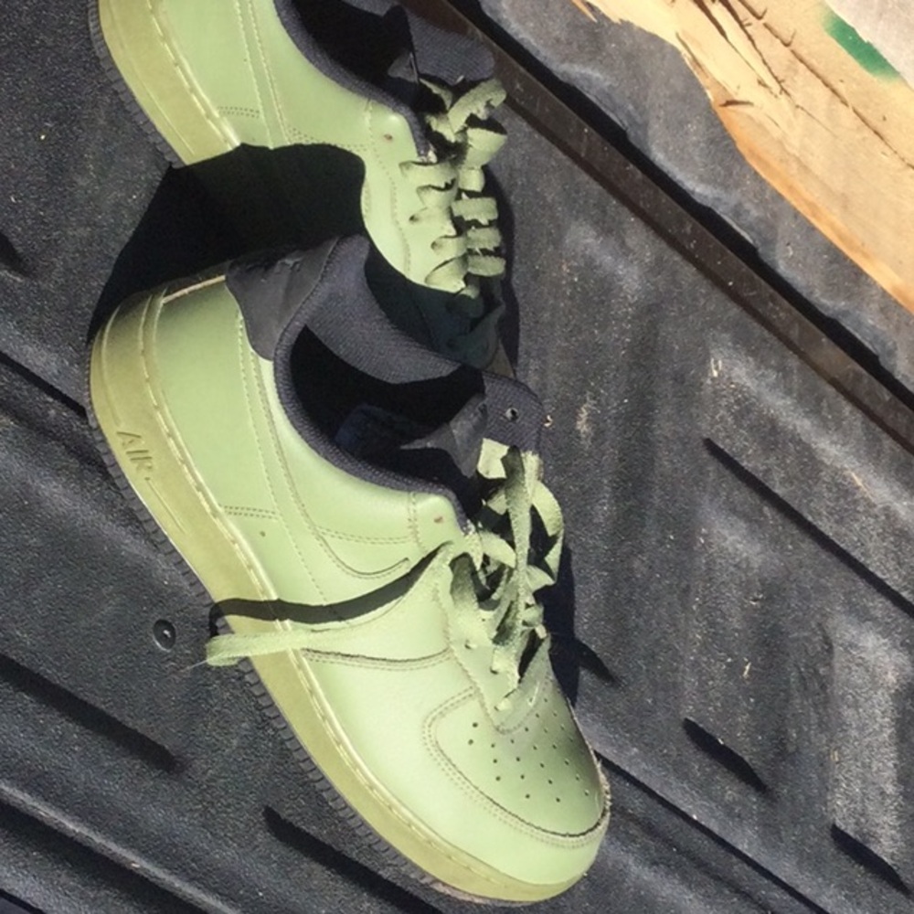 Nike Air Force 1 sz 9